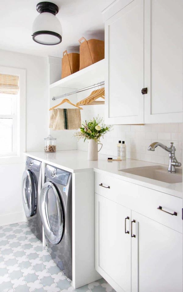 Stylish-Laundry-Room-Design-Ideas-04-1-Kindesign designed by Christie Otts