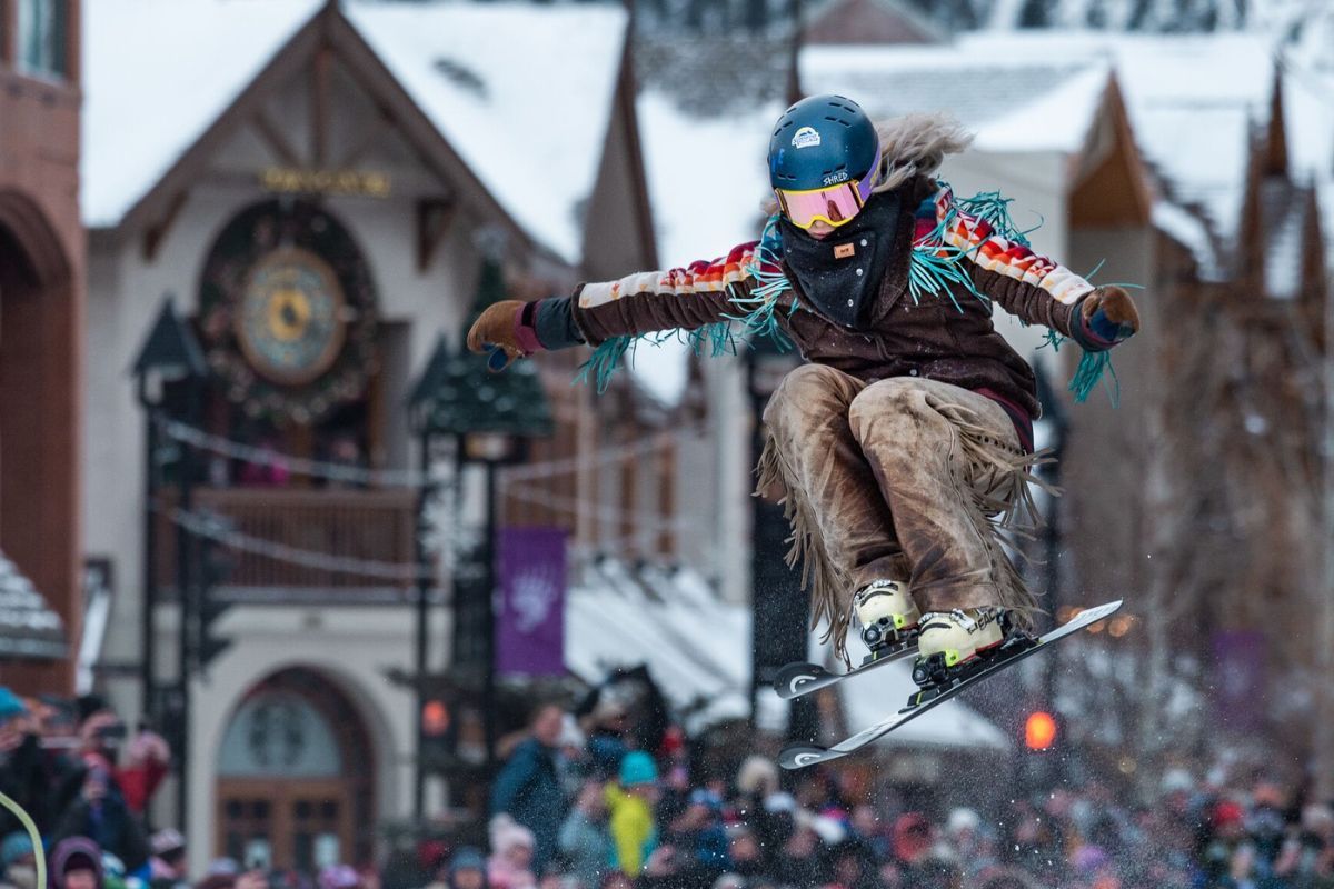 01 Skijoring on Banff Avenue Nick Hase