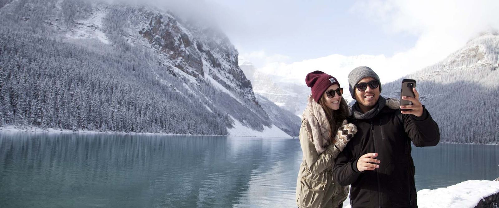 guide-to-lake-louise-in-winter-skibig3-banner