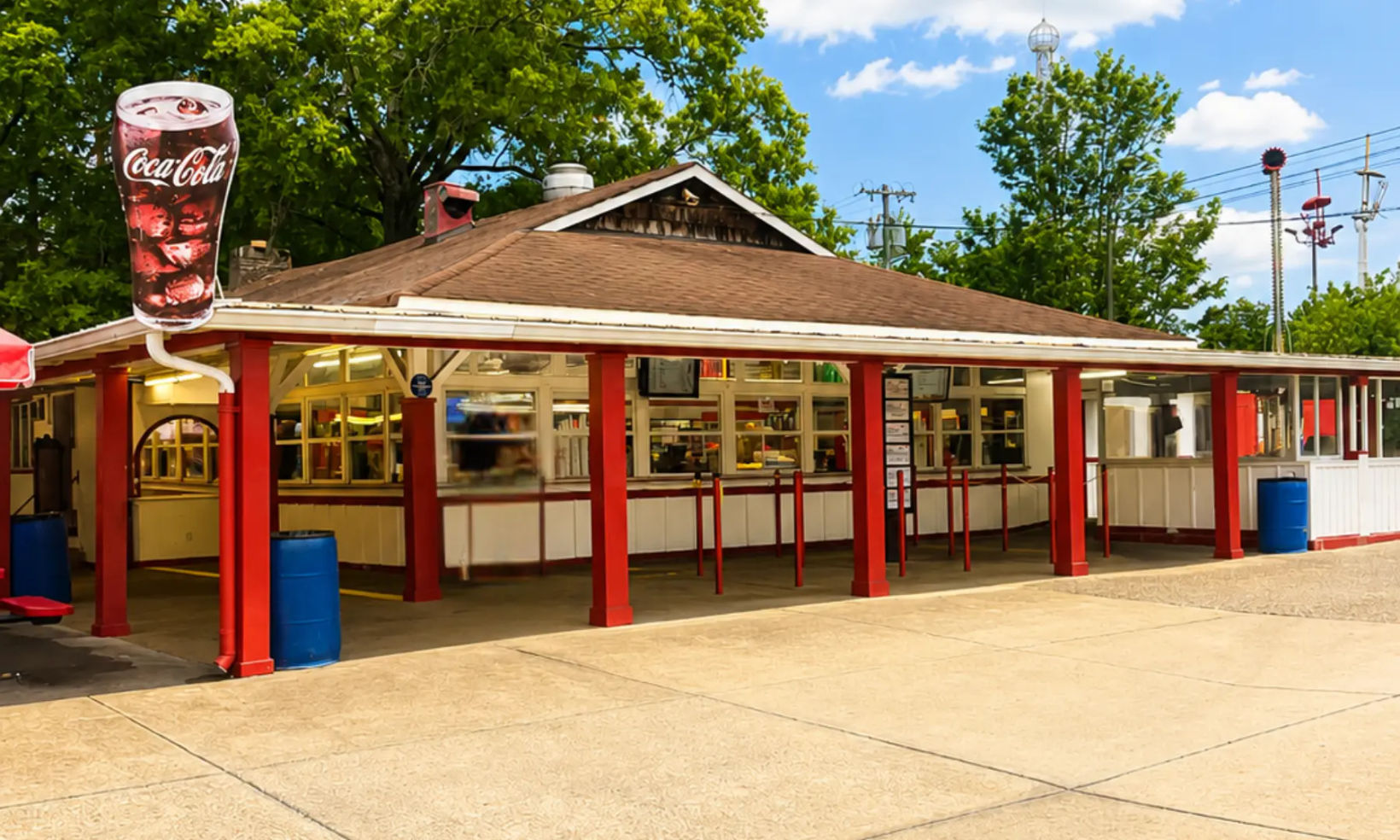 Lake Winnie 53 Web Images + Dining  Carousel Cafe