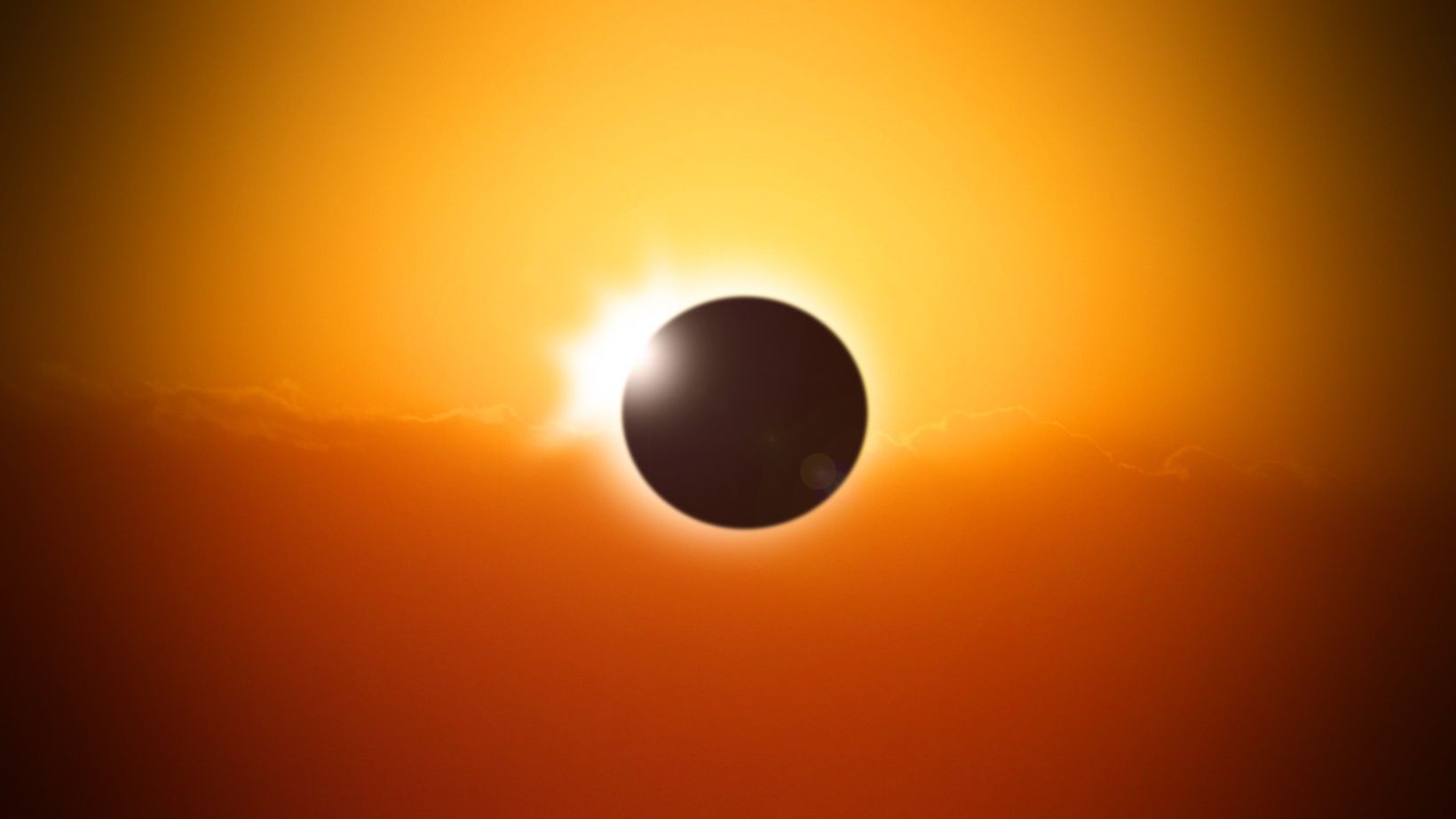 News -  Solar Eclipse (c) Vishnu Kv