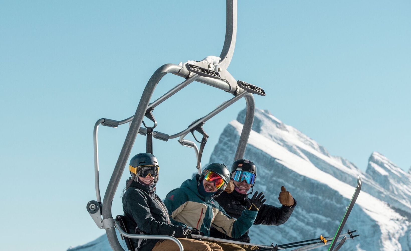 2000x1220 Jpg 10 Nov2023 Mt Norquay Opening Day Nick Hase.jpg