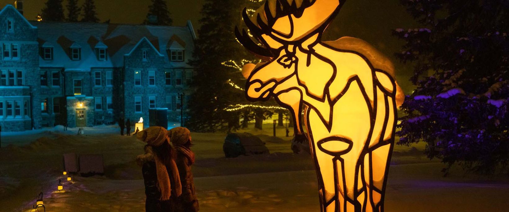 christmas-in-banff-events-skibig3-blog-in-search-of-christmas-spirit-banner-BLLT