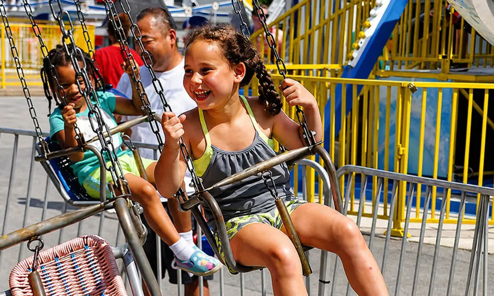 Lake Winnie 53 Ride Images Web  Kiddie Swings1