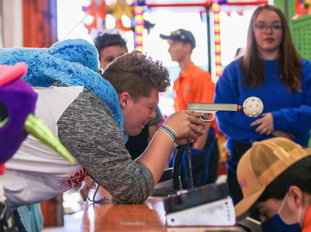 Card Eat Shop Explore3