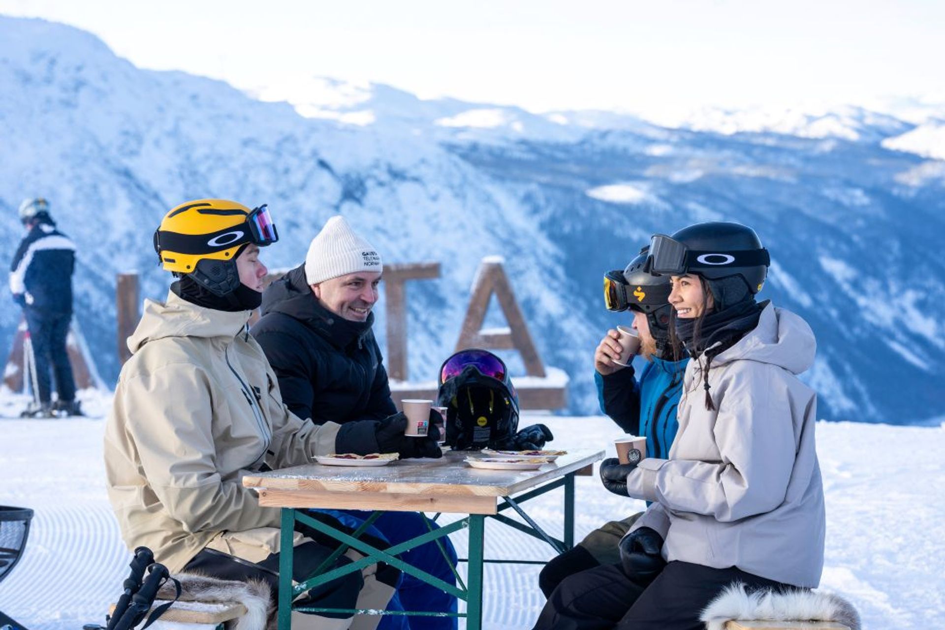 Koffertlokket Yngve Ask 20 Rbuiei