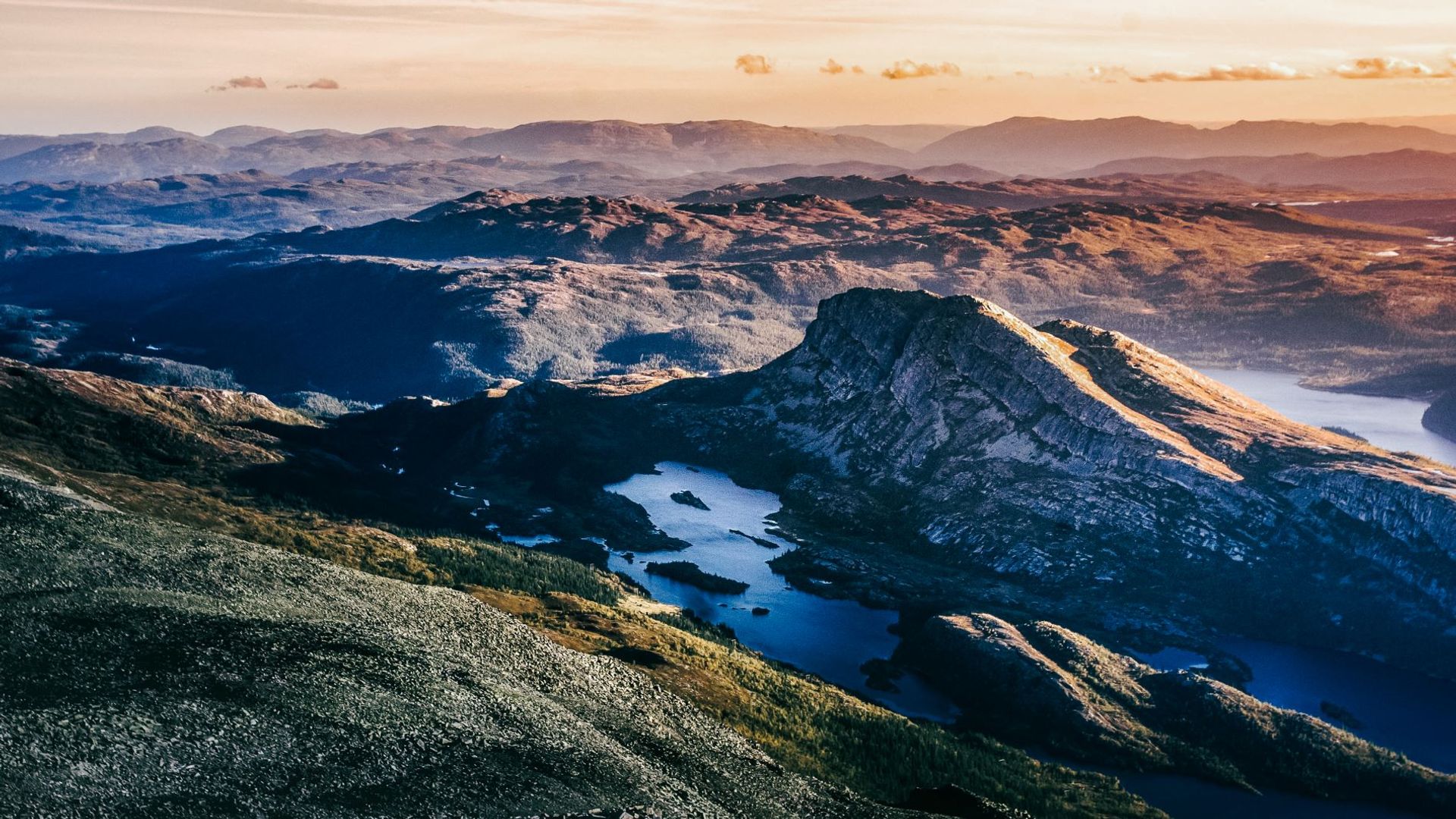 This iconic mountain attracts over 120,000 visitors each year