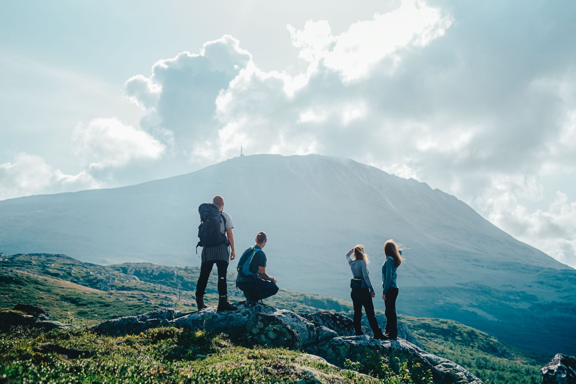 Gaustatoppen Tur Sommer Liten