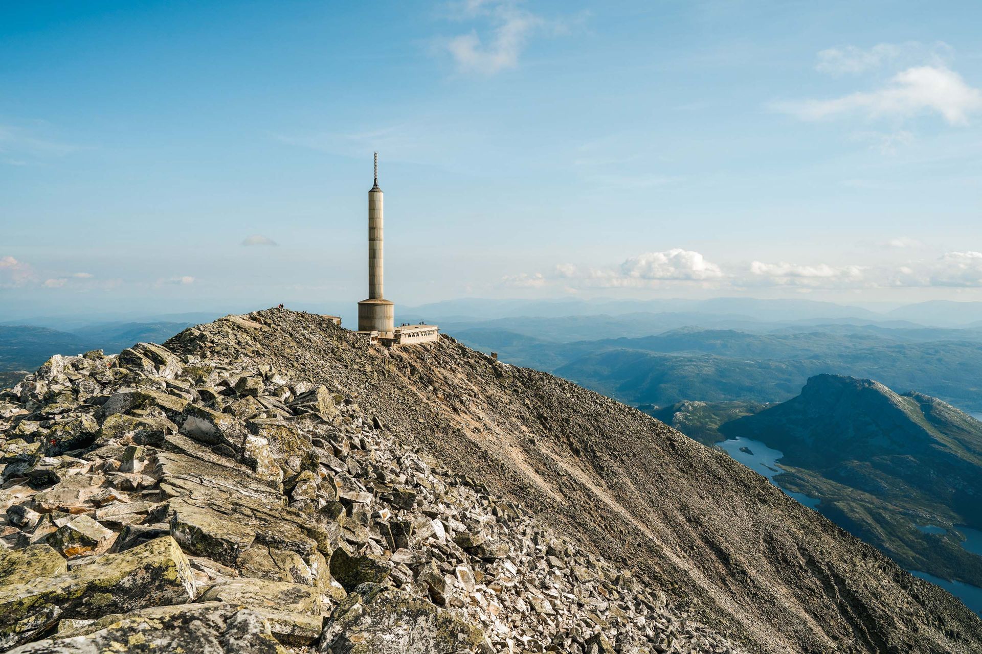 Gaustatoppen fra Svineroi