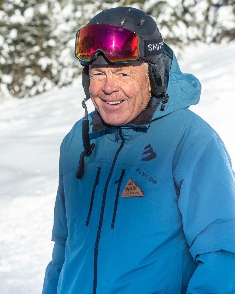 1080x1350 Mike Des Brisay