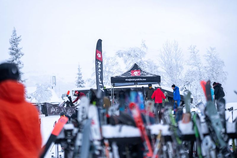 Skitest Yngve Ask Ds C6852 Dpxuya 1080x720