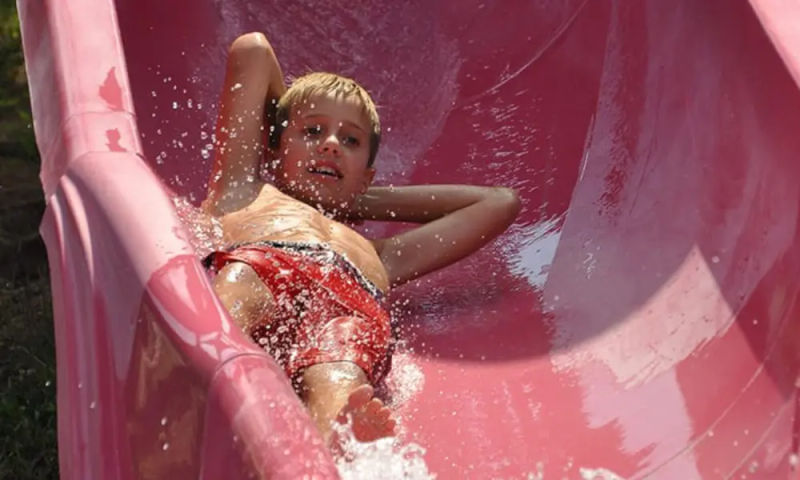 Lake Winnie 53 Ride Images Web Splish N Splash 2
