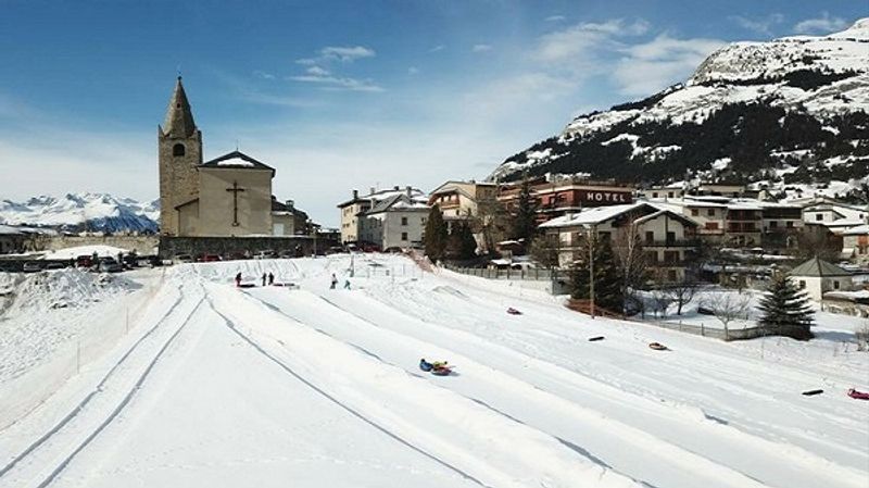 Tubing Hiver