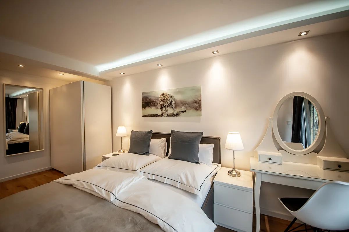 Moderne 4 Zimmer Wohnung mit 3 Schlafzimmern in der Ludwigsvorstadt - Photo 5