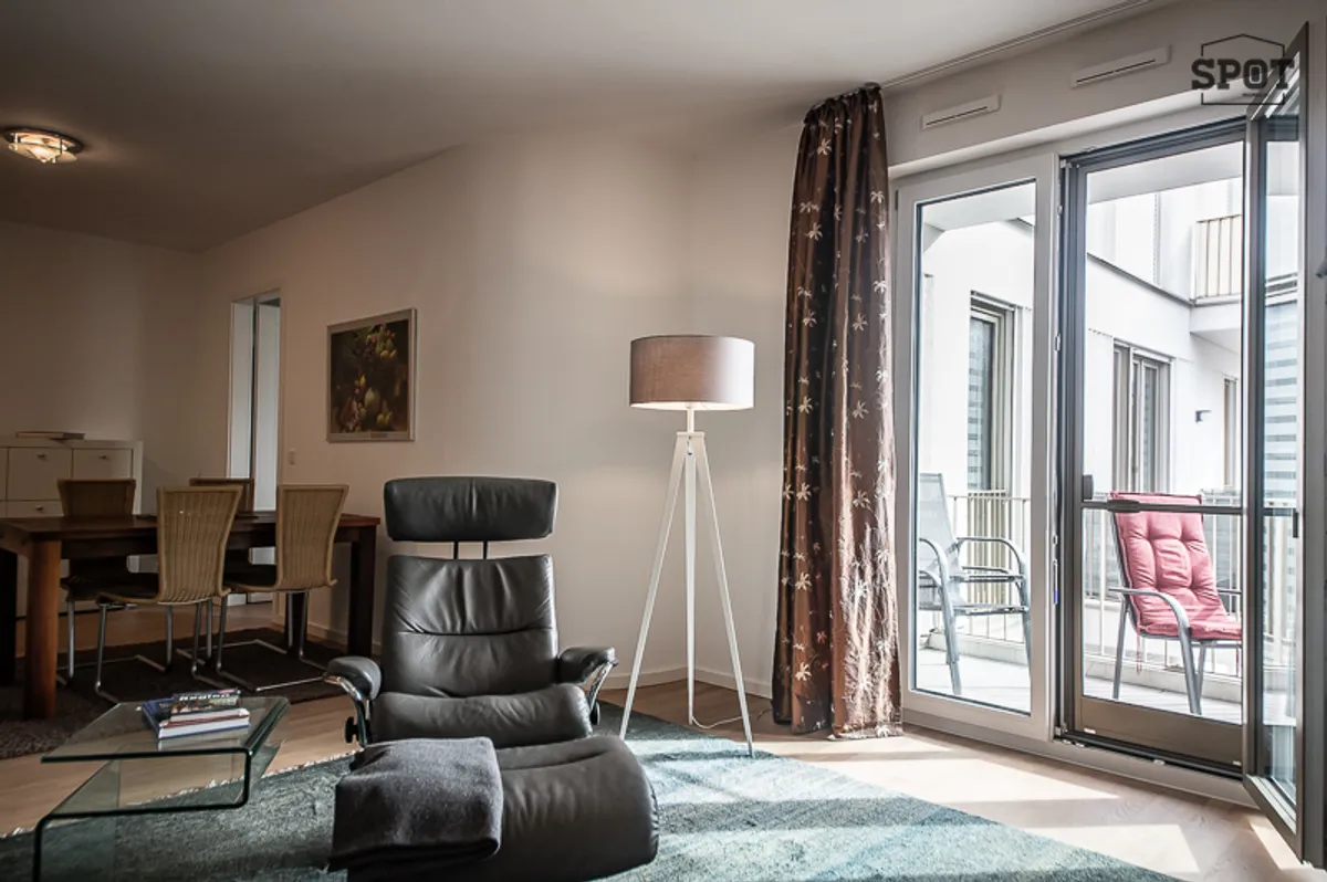 REGENSBURG: Altstadtnahe möblierte 2 Zimmer Wohnung mit Balkon - Photo 4