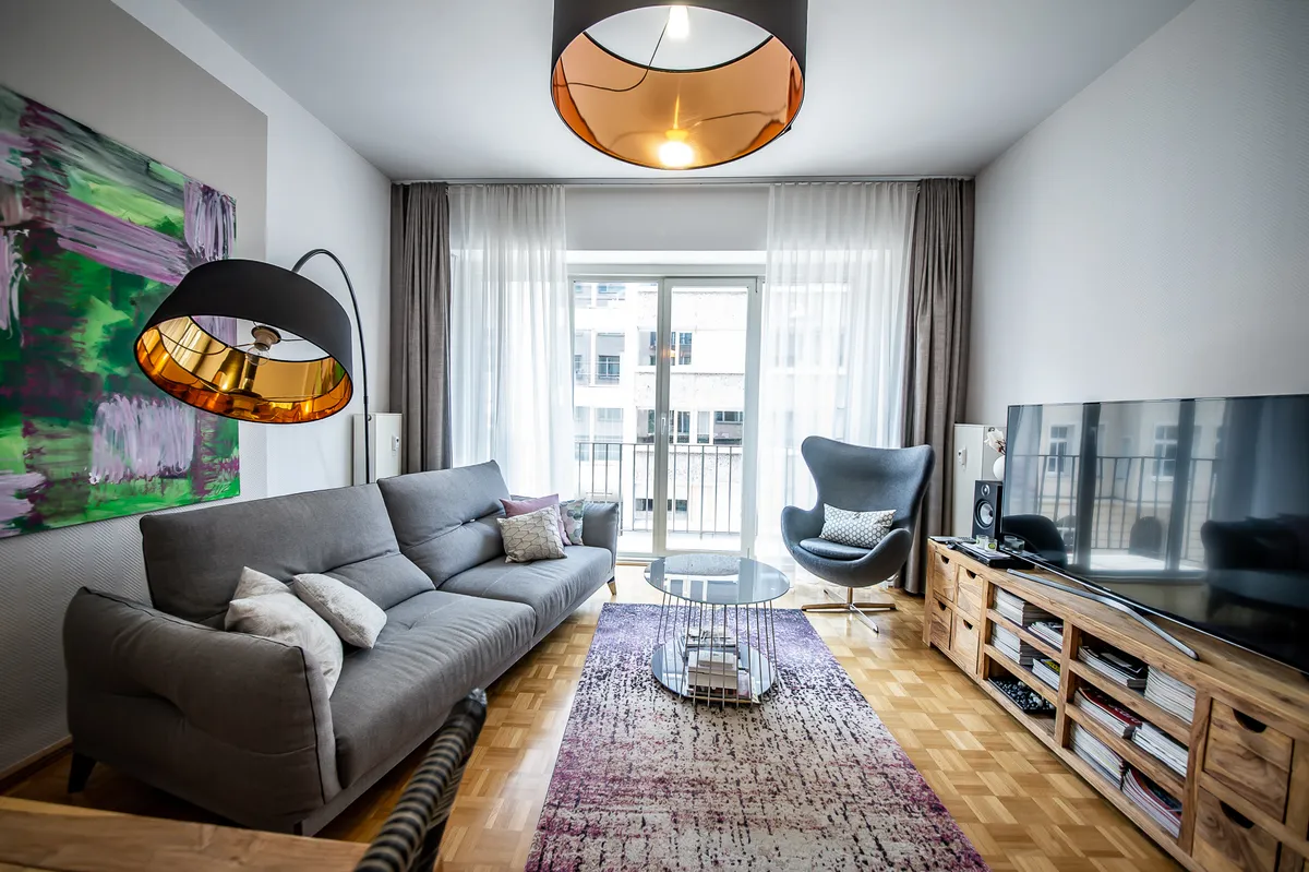 Attraktive 3 Zimmer Wohnung mit 2 Balkonen im Lehel - Foto 3