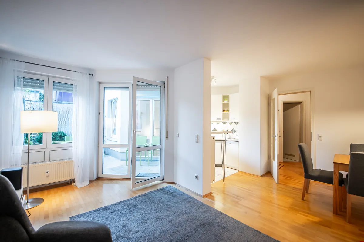 Ruhige 2 Zimmer Gartenwohnung in Neuhausen - Foto 1