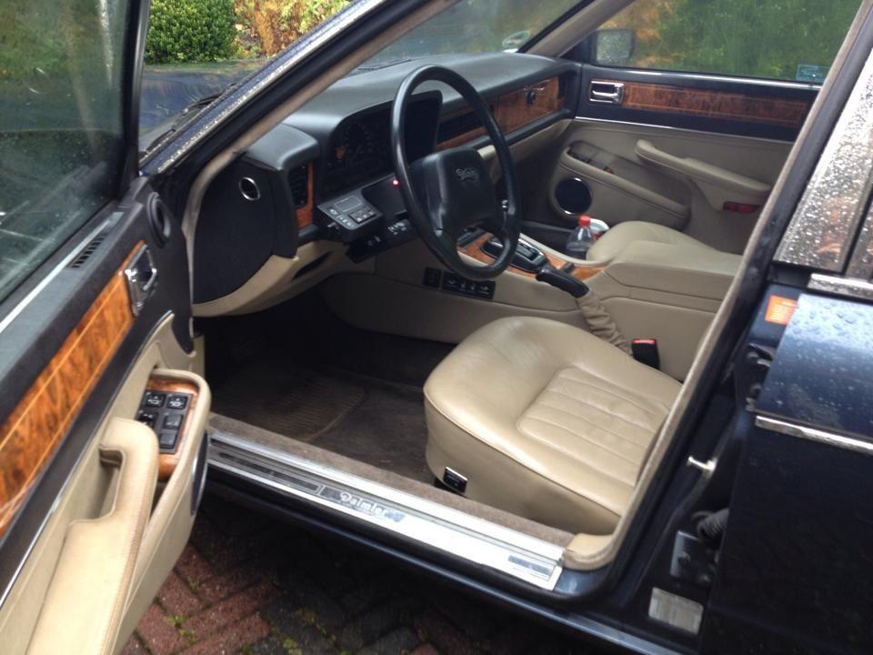 1990 Jaguar Daimler XJ40