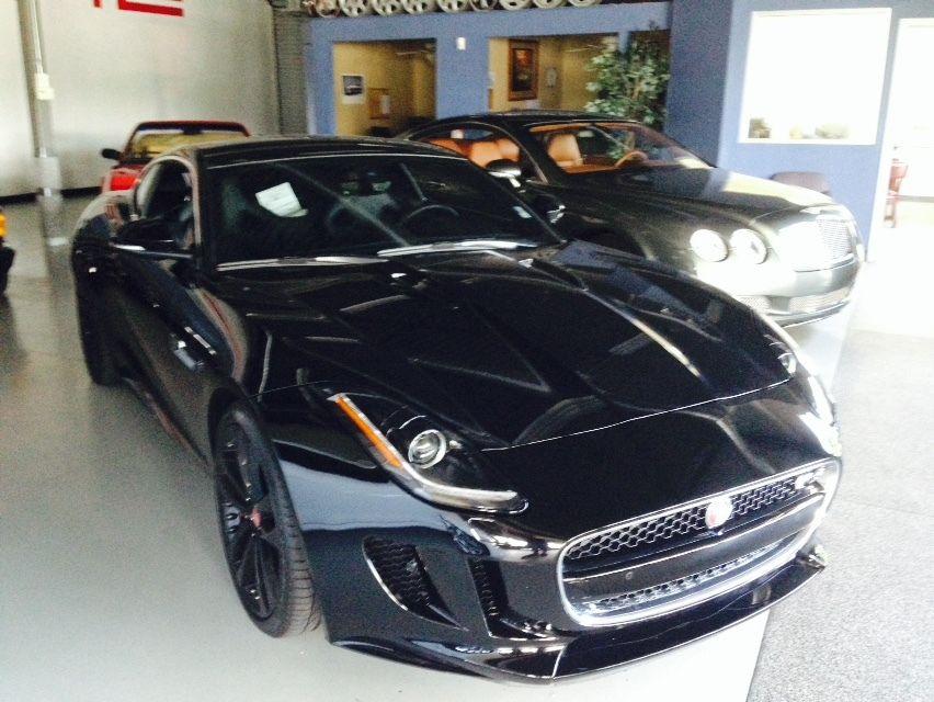 2015 Jaguar F-Type R V8