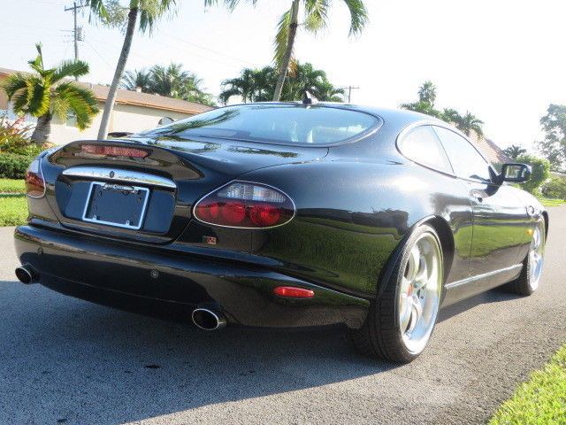 2003 Jaguar XK8