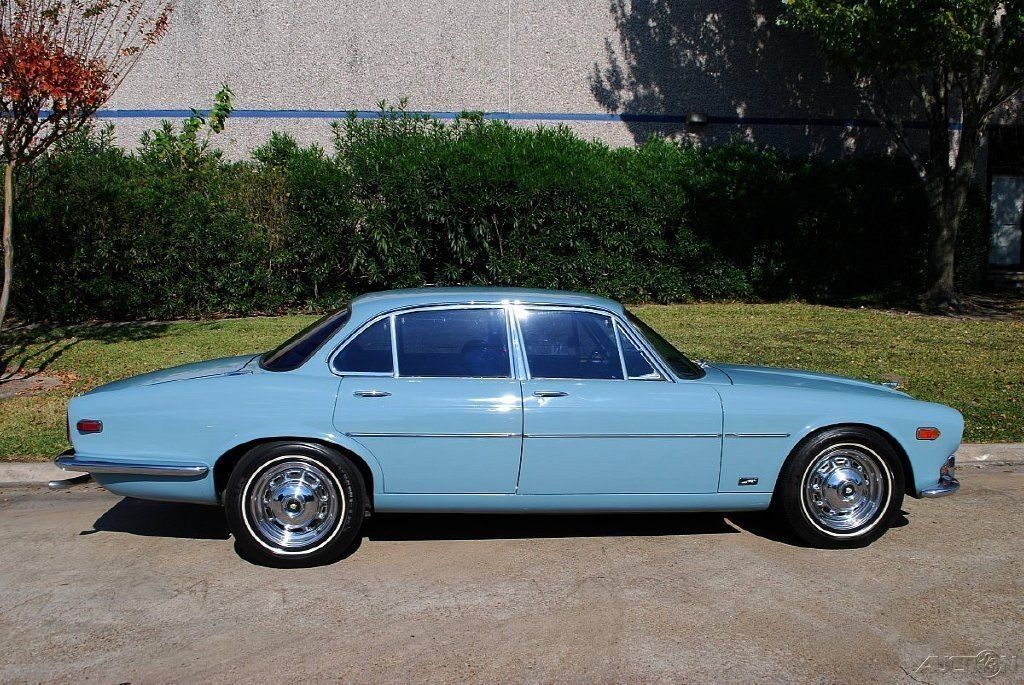 1970 Jaguar XJ Series 1 Sedan