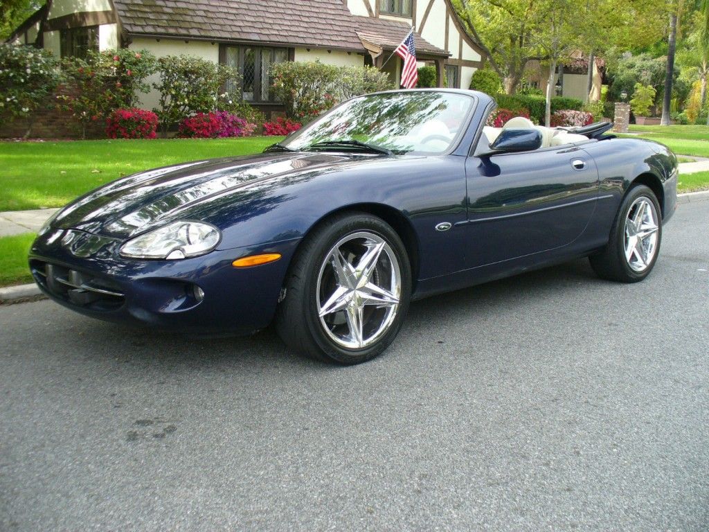 1999 Jaguar XK8 Convertible