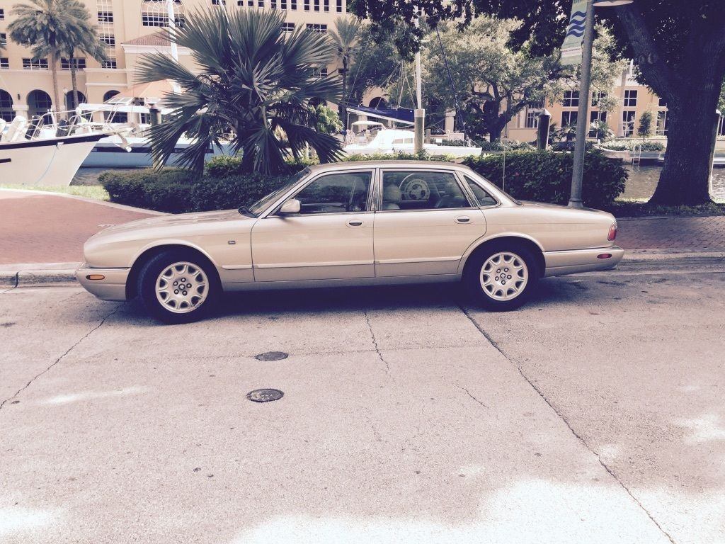 1998 Jaguar XJ8