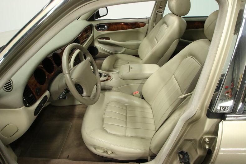 1999 Jaguar XJ8