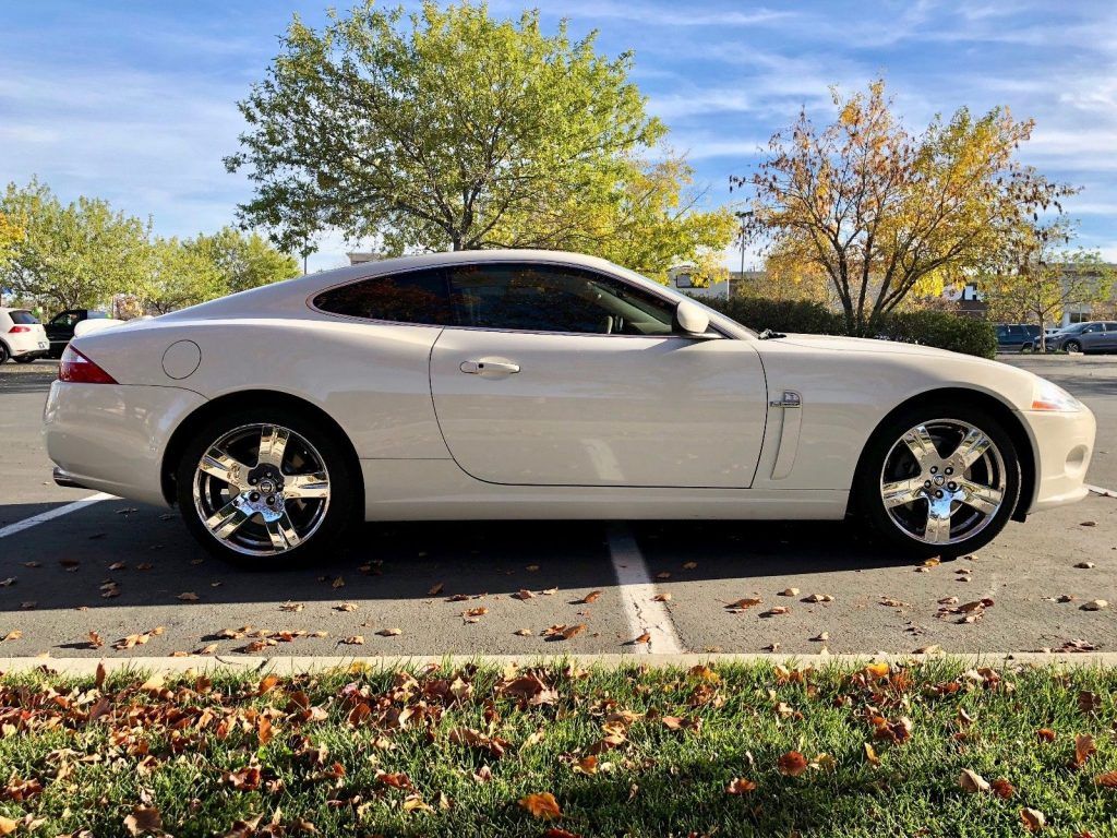 2009 Jaguar XK in EXCELLENT CONDITION