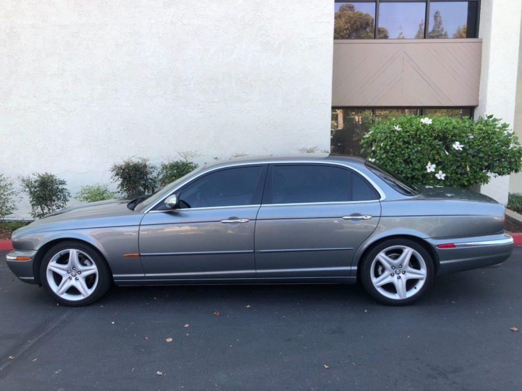 2005 Jaguar XJ8 Vanden PLAS