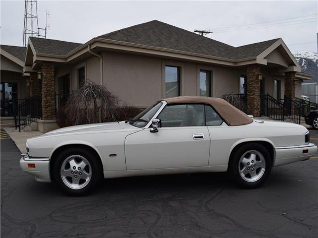 1995 Jaguar XJS With 49966 Miles, Creme Convertible Automatic Straight 6 Cylinder Engine
