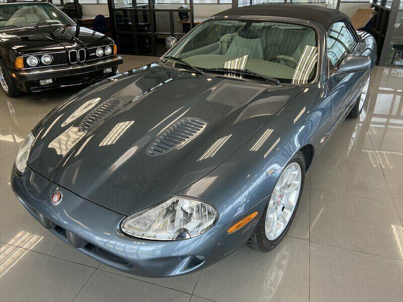 2000 Jaguar XKR