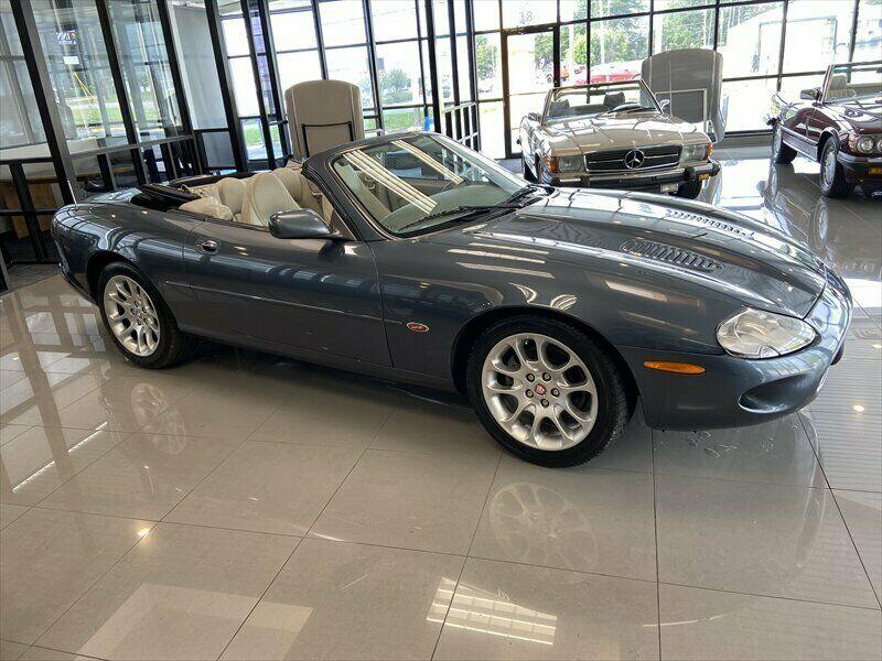 2000 Jaguar XKR