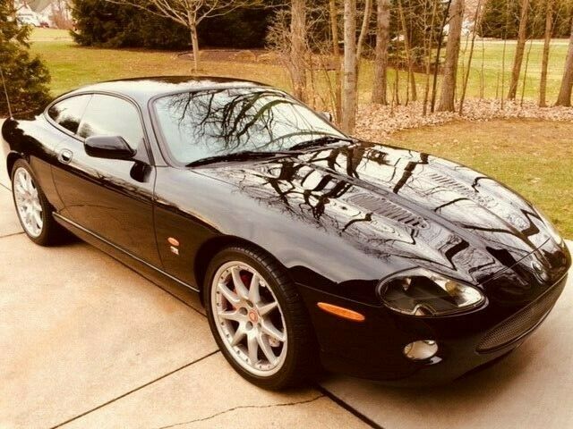 2005 Jaguar XKR