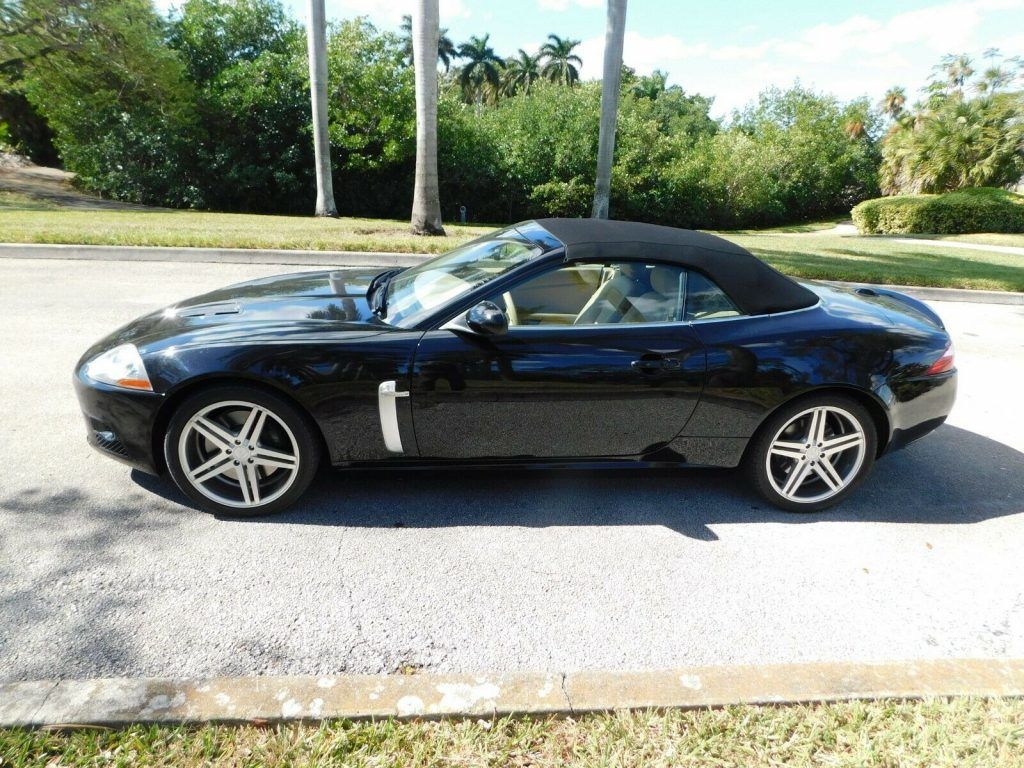 2007 Jaguar XKR Black
