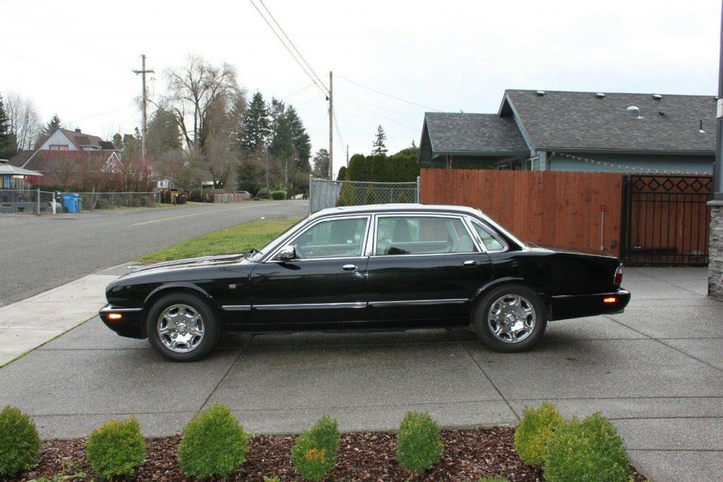 2002 Jaguar XJ8