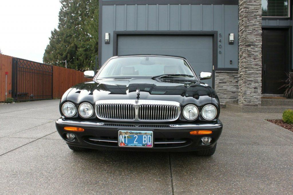 2002 Jaguar XJ8