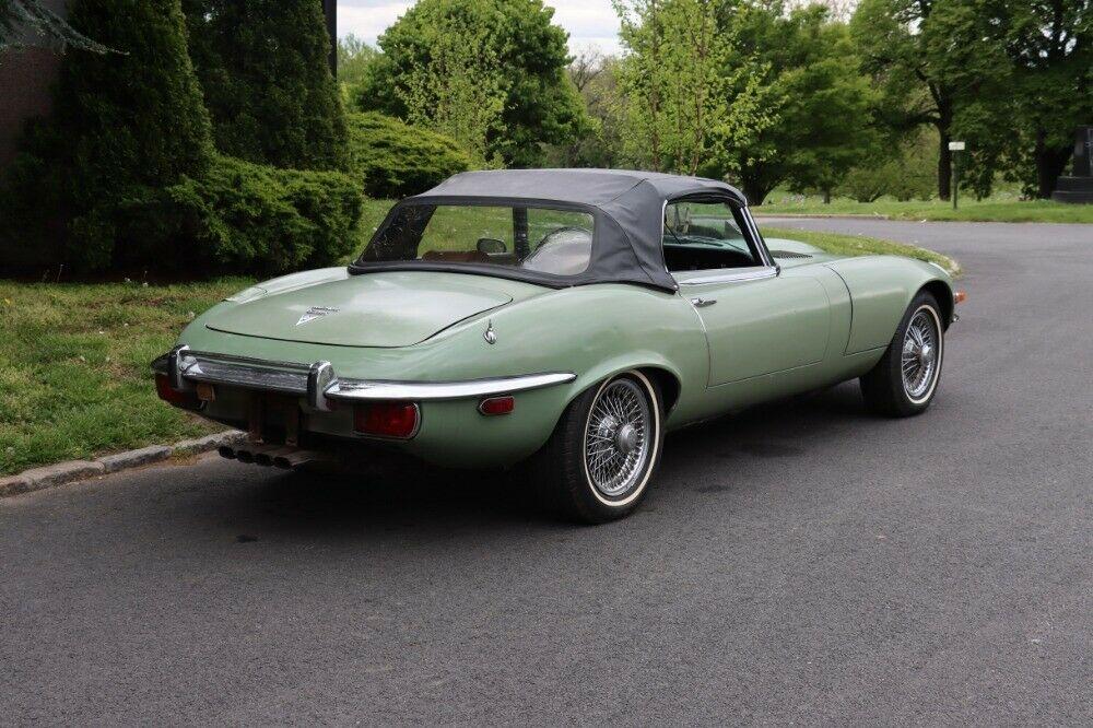 1972 Jaguar Series III V12 Roadster