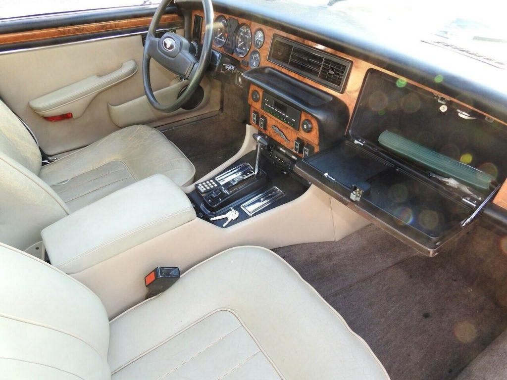 1983 Jaguar XJ6 Vanden Plas