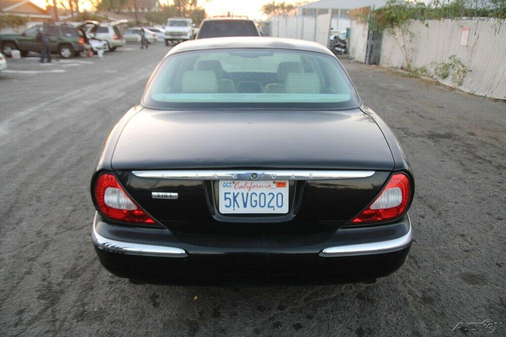 2005 Jaguar XJ8 L