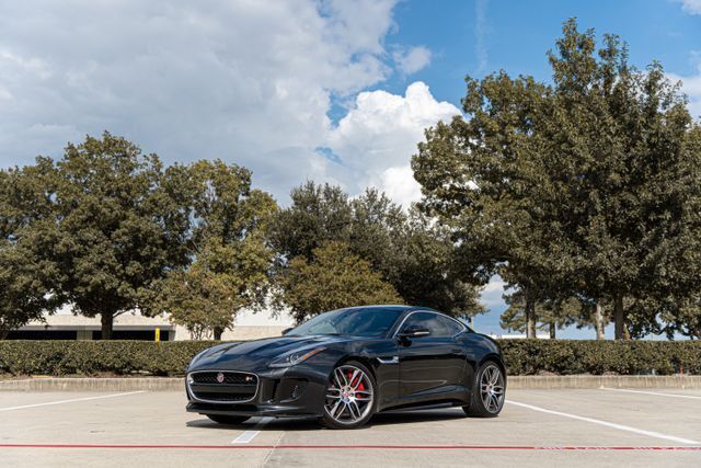 2016 Jaguar F-Type R