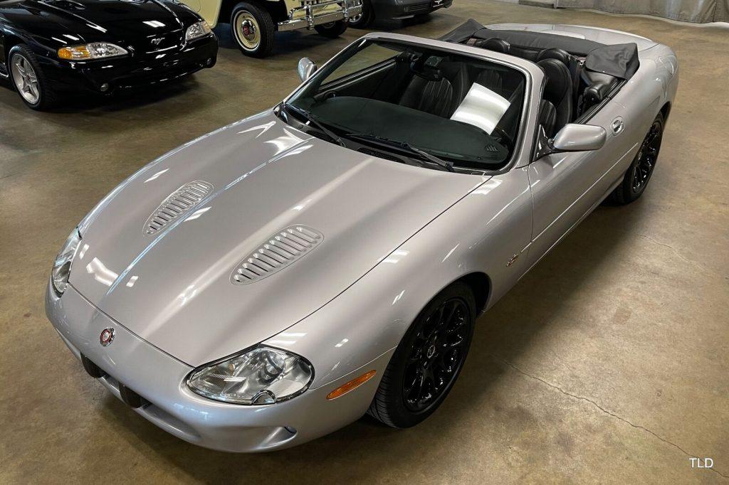 2000 Jaguar XKR