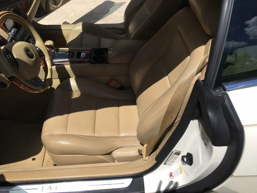 2007 Jaguar XK pin stripe