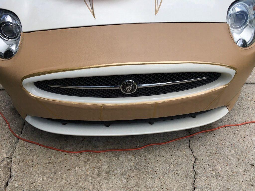 2007 Jaguar XK pin stripe