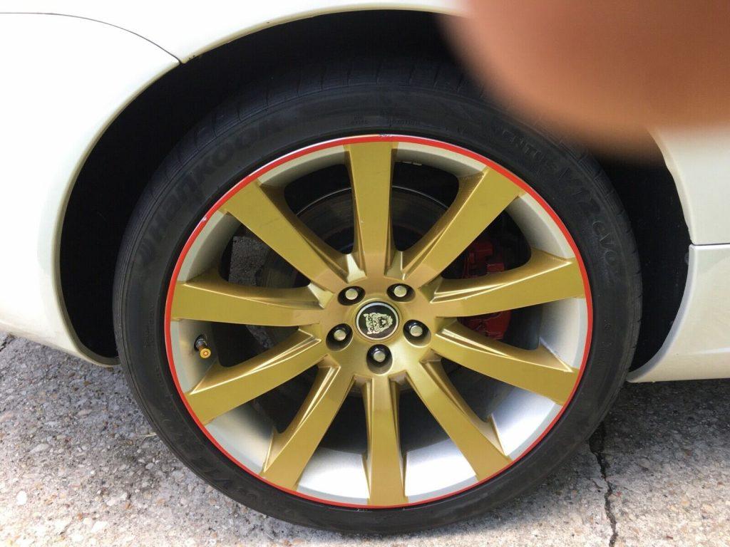 2007 Jaguar XK pin stripe