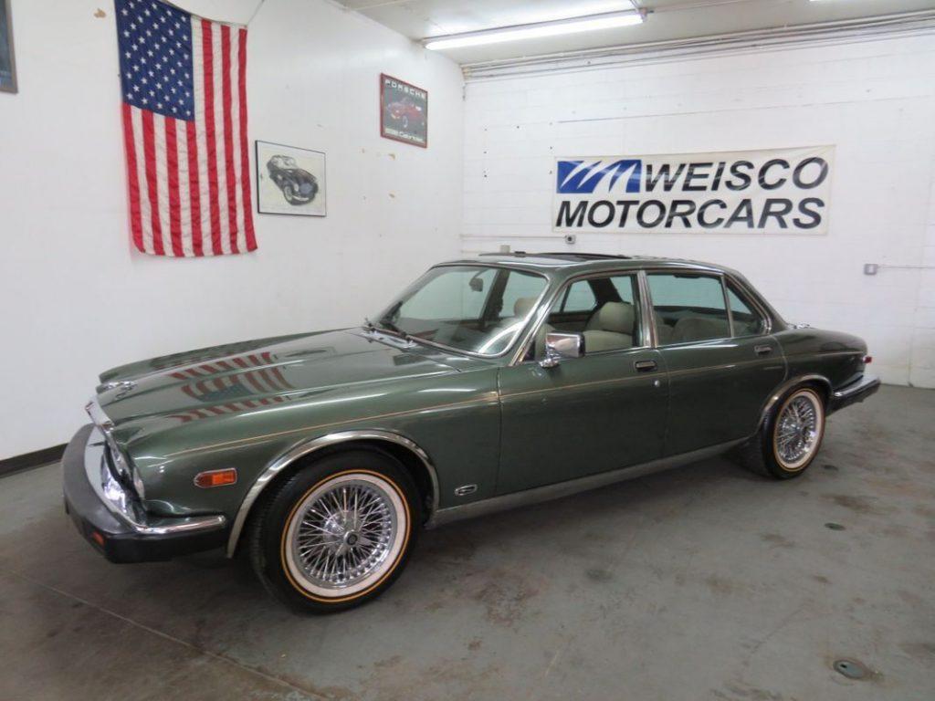 1985 Jaguar XJ6 Vanden Plas