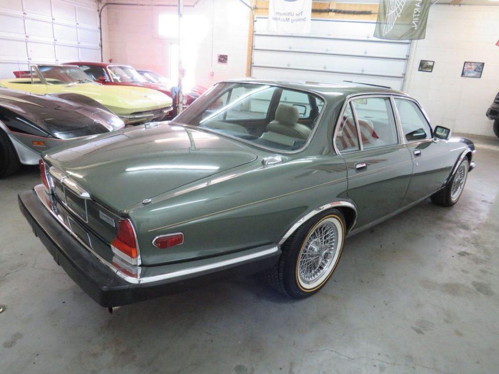 1985 Jaguar XJ6 Vanden Plas