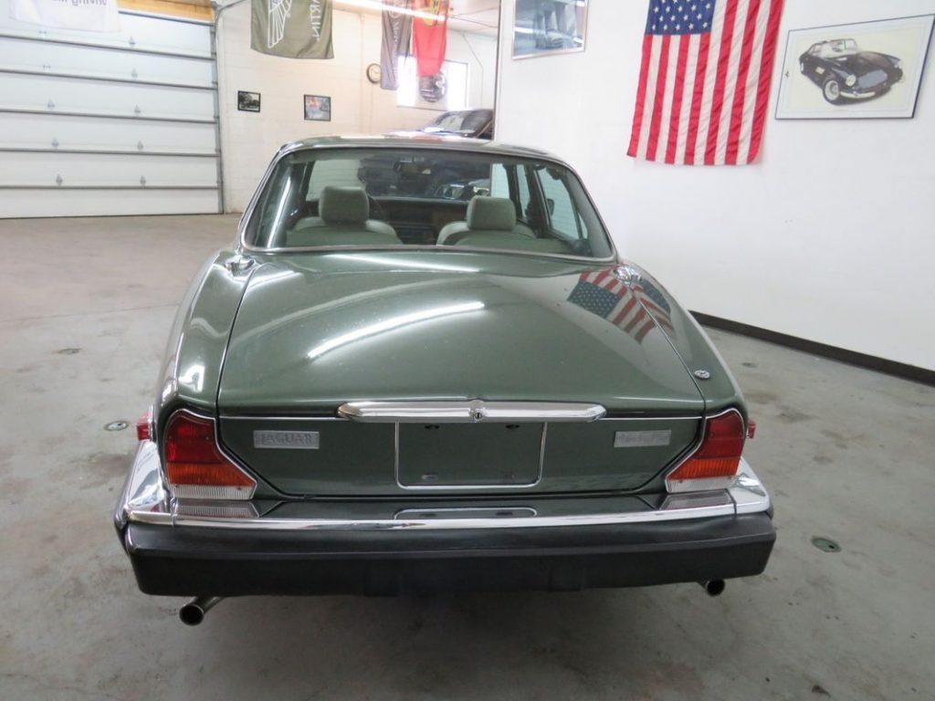 1985 Jaguar XJ6 Vanden Plas