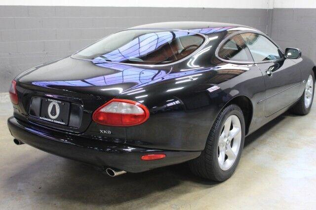 2000 Jaguar XK8
