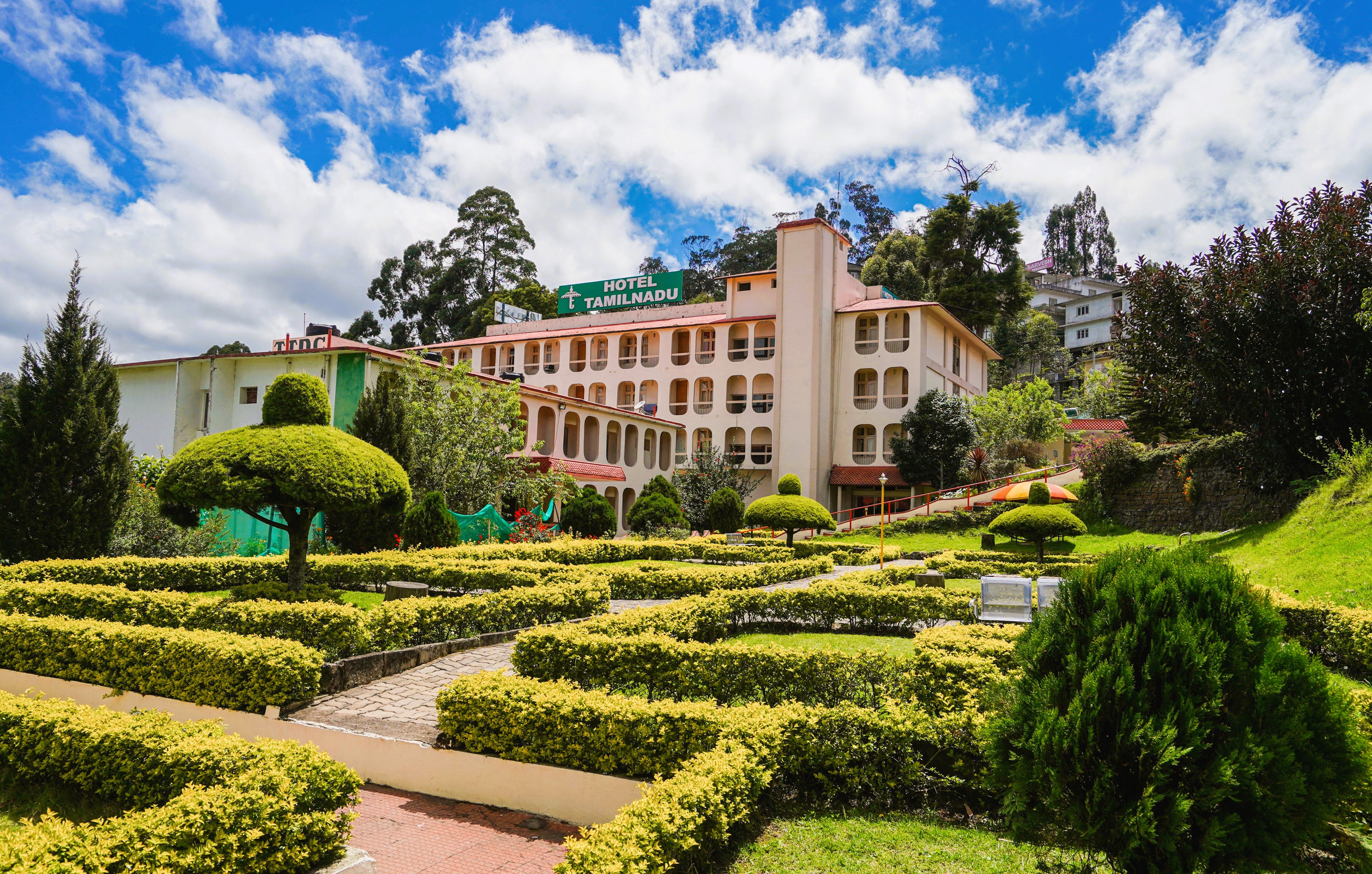 Luxurious Retreats: 5-Star Hotels in Kodaikanal, Tamil